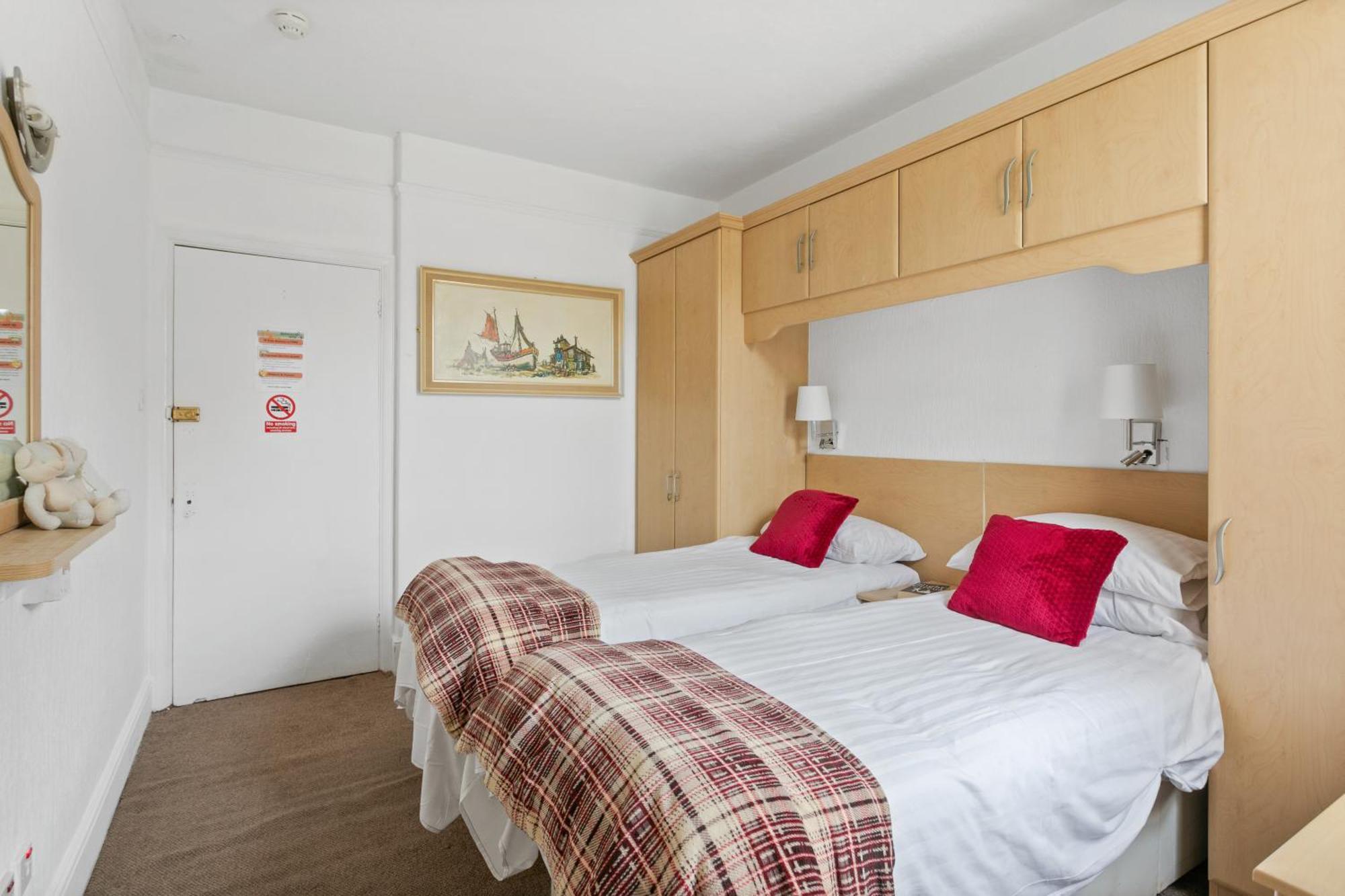 Seaways Hotel بيغْنْتون المظهر الخارجي الصورة